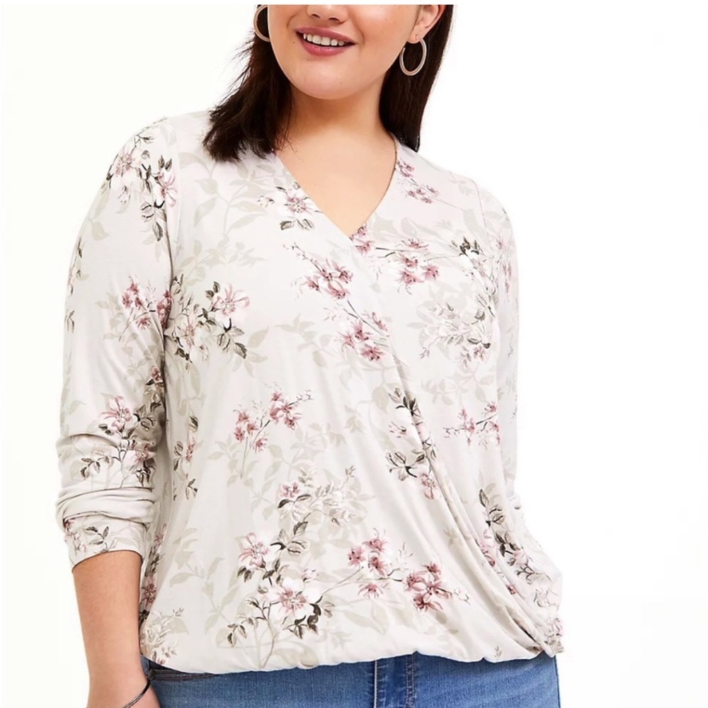 TORRID NWT Victorian Floral Surplice Top Super Soft Knits Long Sleeves Size 2X
